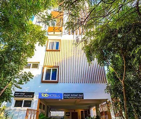 Hotel Sunroof Suites Bangalore Exterior foto
